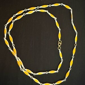 Vintage 60d/70s Yellow and White Enamel Necklace